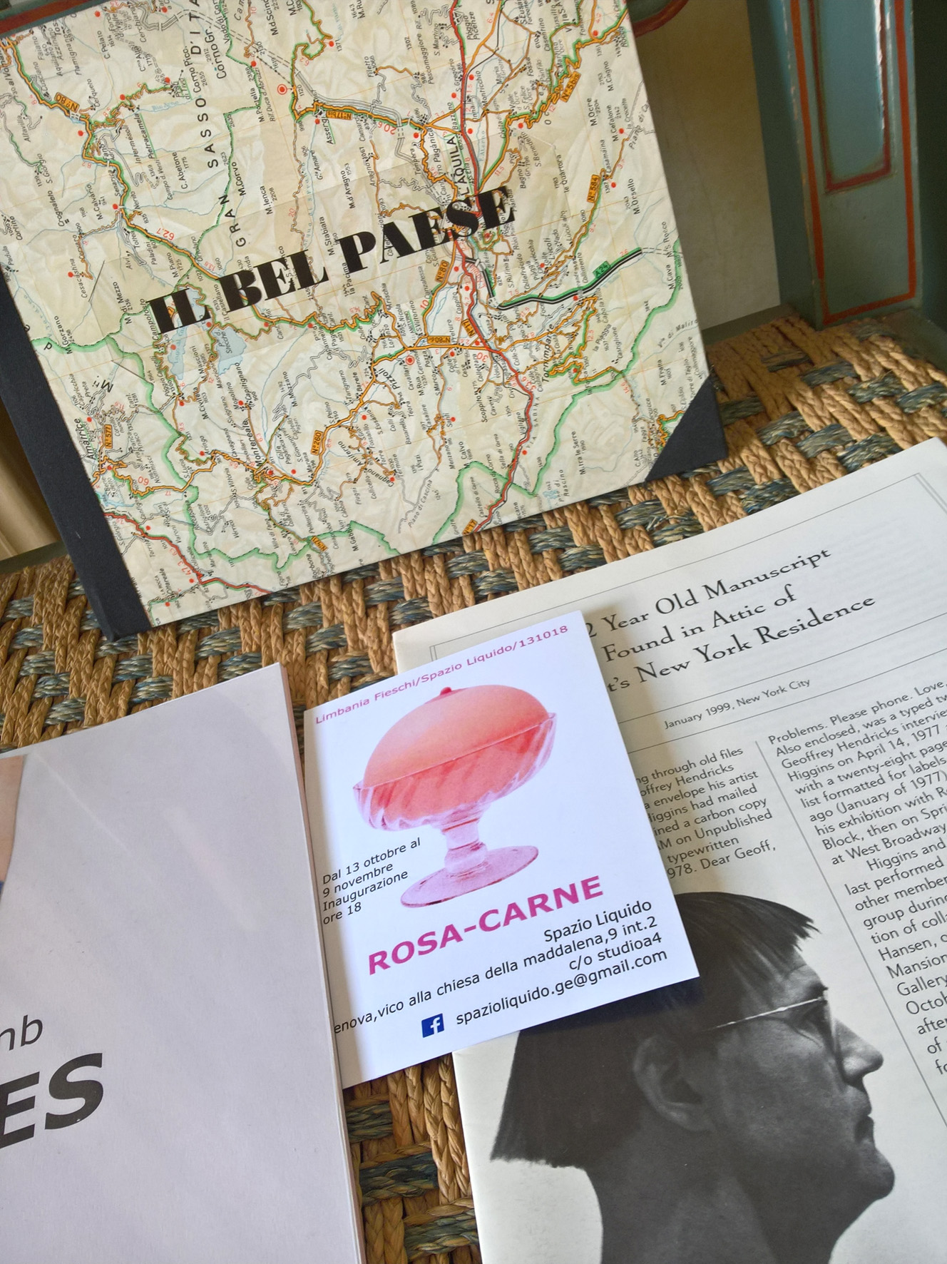 allestimento di: declinando il libro d'artista. biblioteca di villa cernigliaro cernigliaro