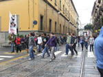 dopo la dispersione della manifestazione gli studenti si ritrovano nei pressi di palazzo nuovo (zona mole antonelliana) - torino 8 ott 2010